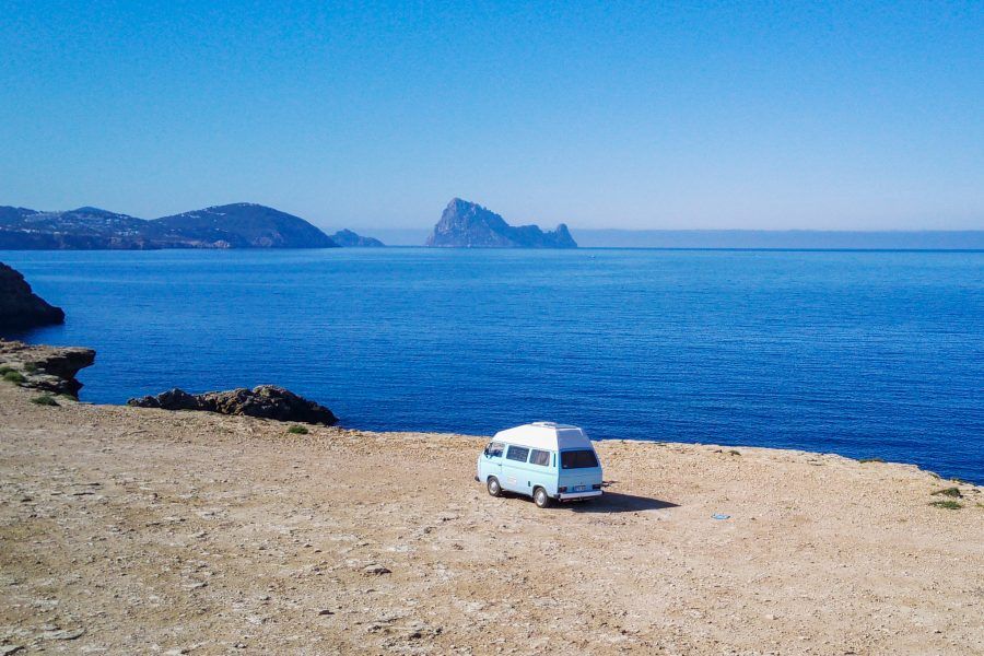 Foto all you need is van